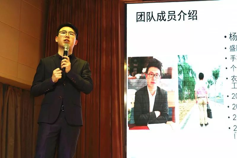 1527580476113788.png blob.png