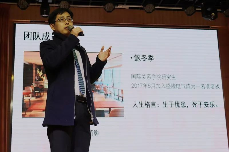 1527580495841443.png blob.png