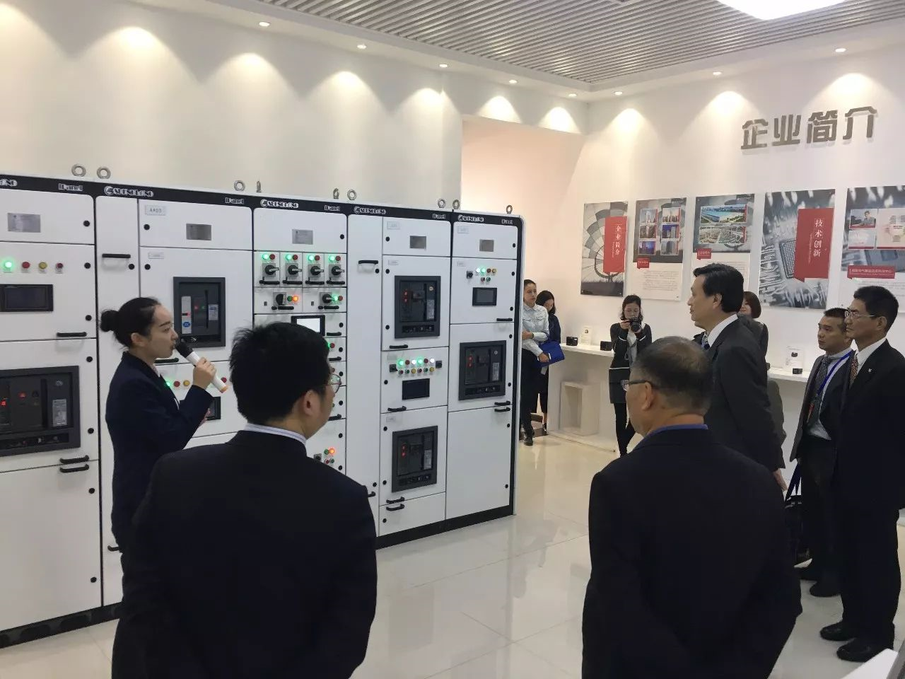 1527661564756842.png 1527661564756842.png