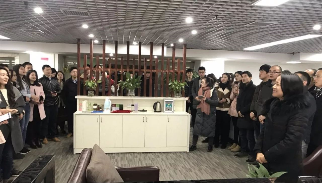 1529992358135399.png 1529992358135399.png