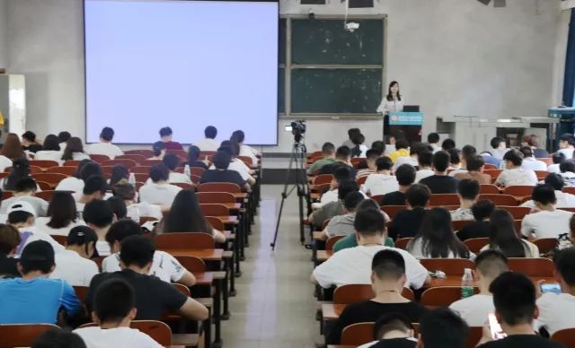 1532051871362714.jpg 1532051871362714.jpg