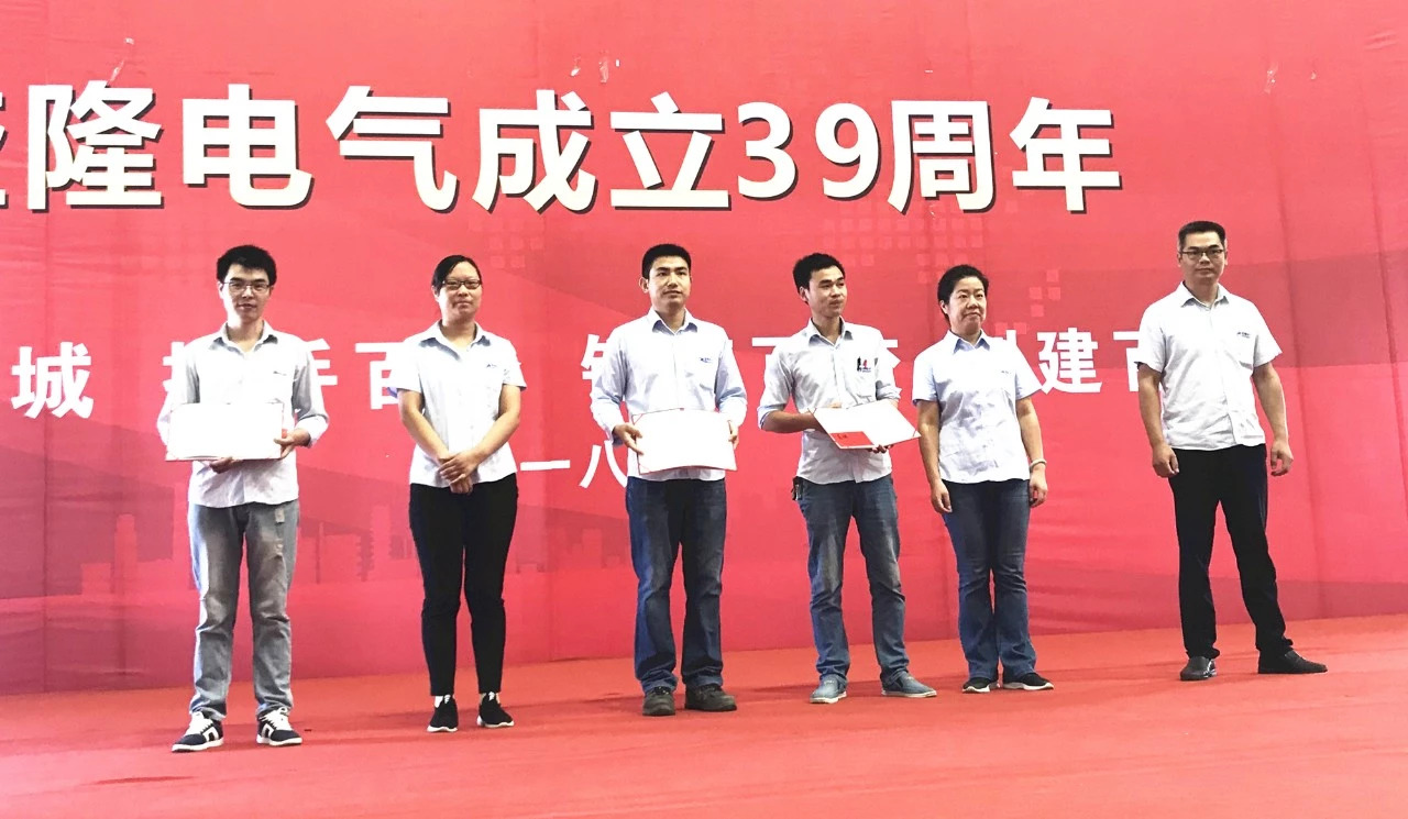 1536287719250195.jpg 1536287719250195.jpg