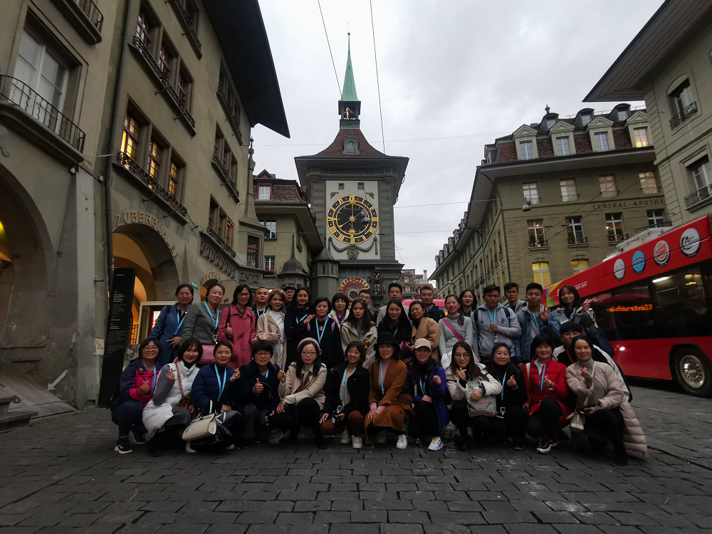 1572920769757594.png 5伯爾尼合影.png