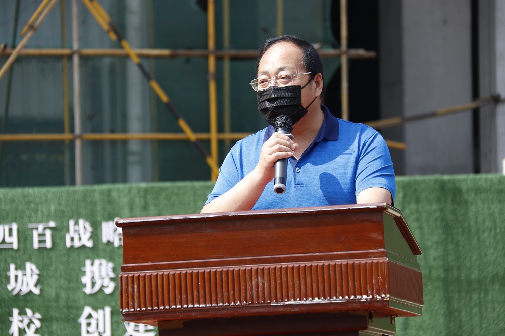 1589595799575739.jpg 謝遠(yuǎn)鋒.JPG