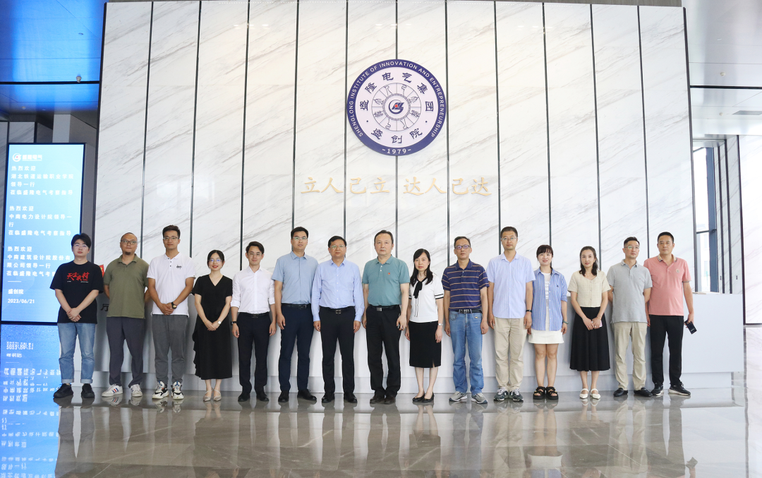 1689036345684478.png 640 (1).png