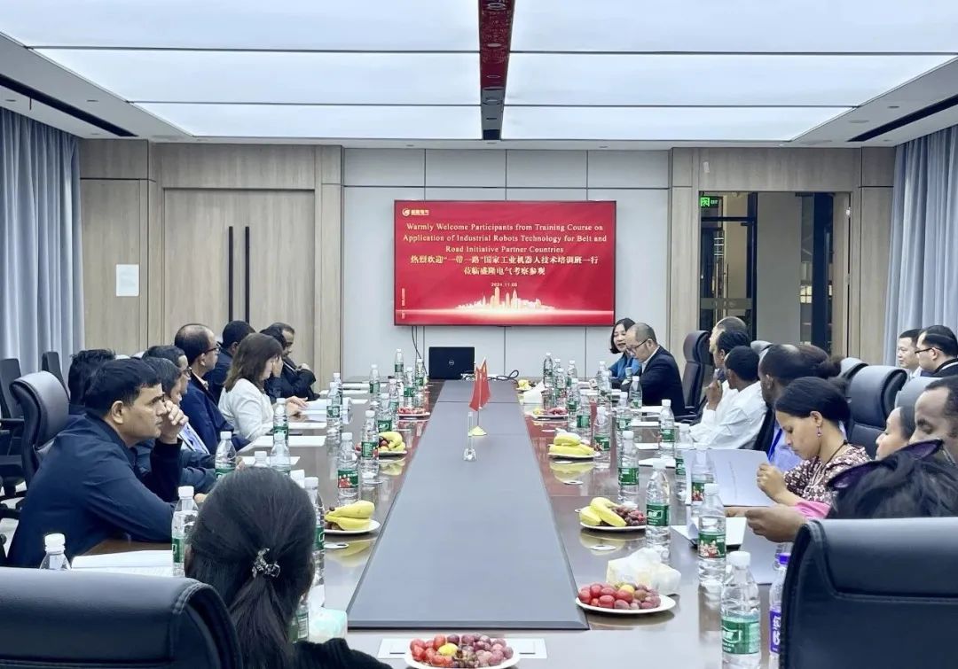 1739518598682927.jpg 640 (4).jpg